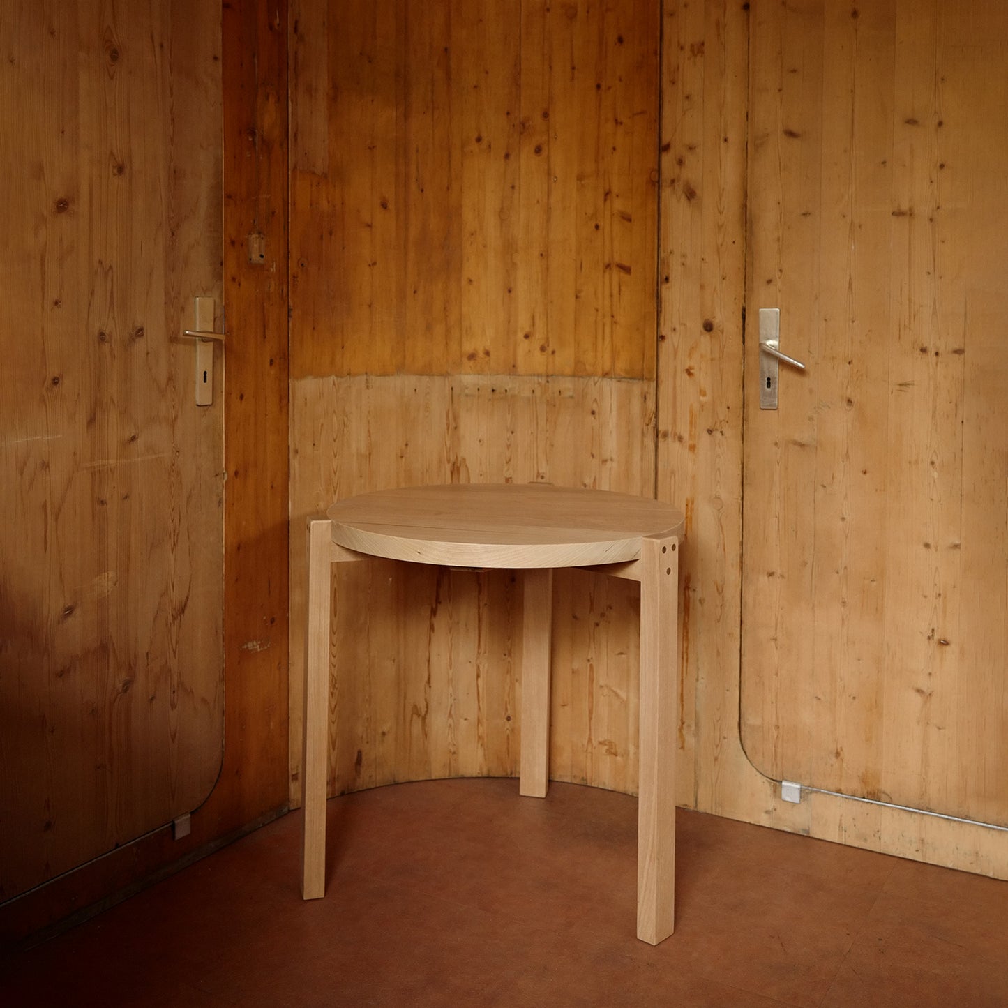 Girafa Table