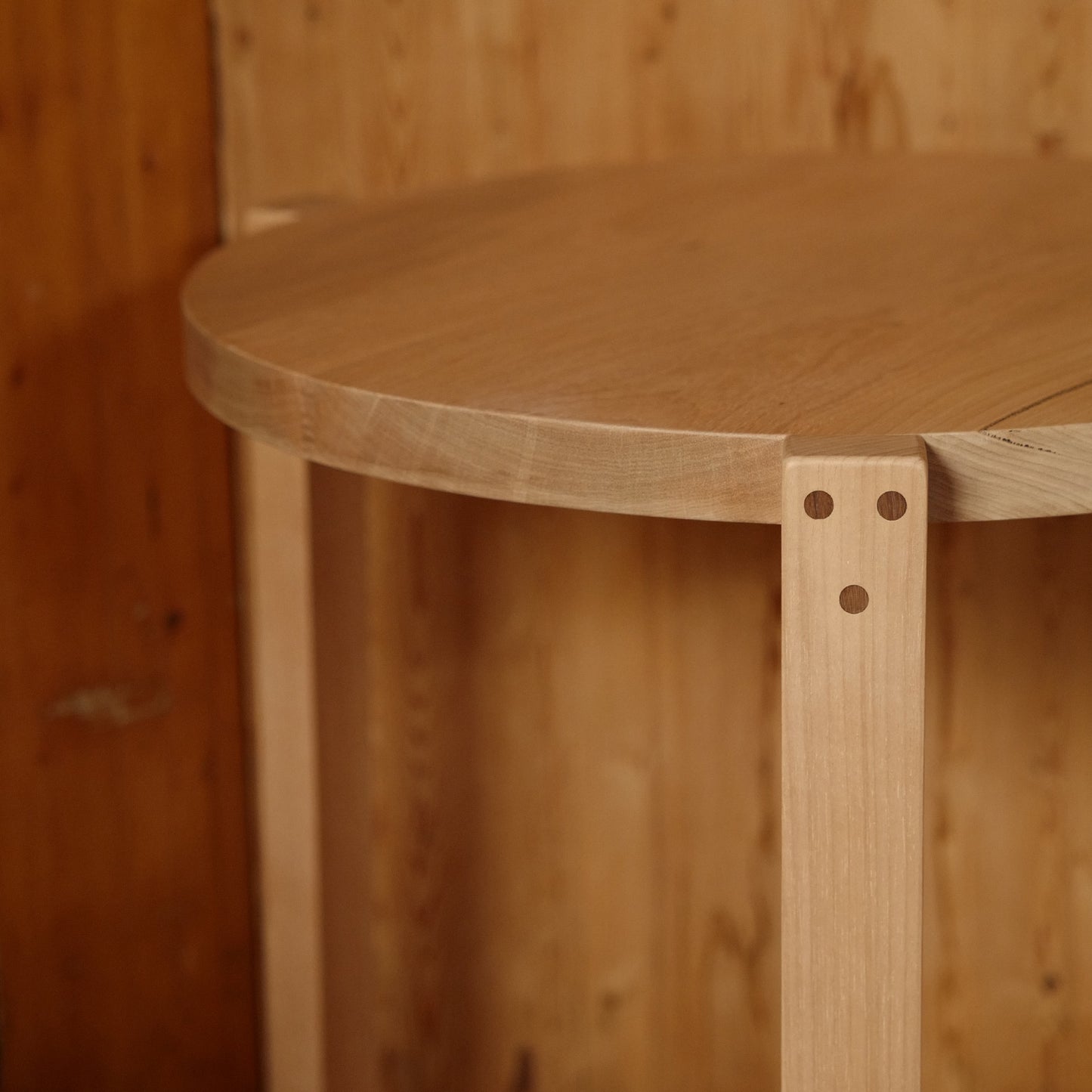 Girafa Table