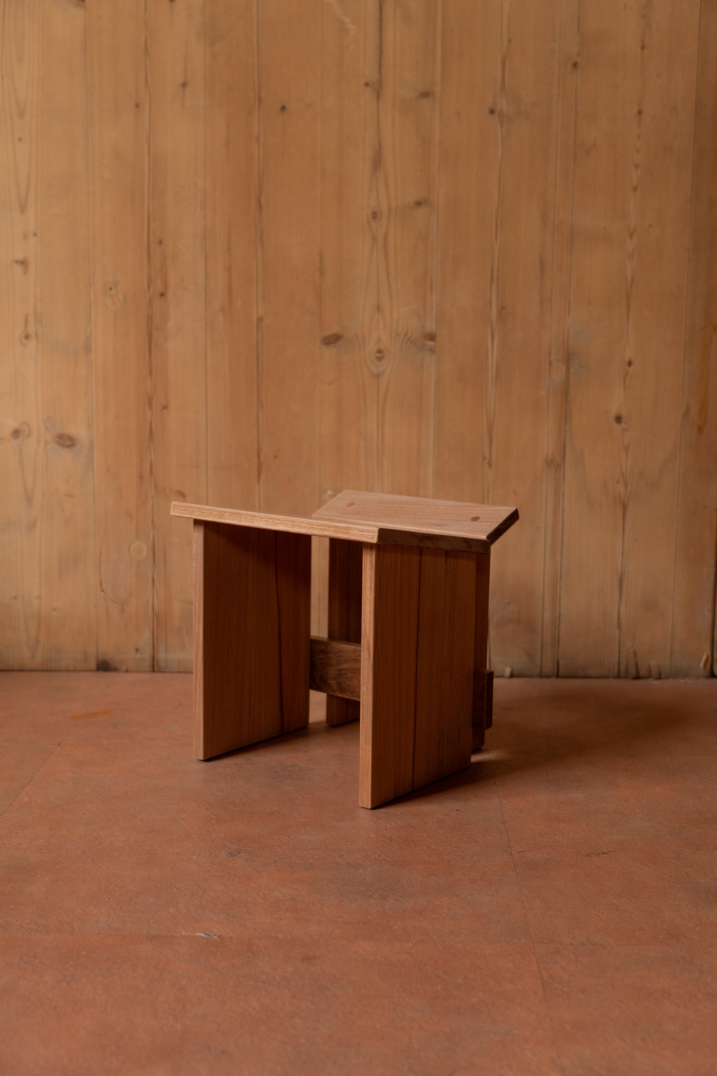 Caipira Stool (C~D)