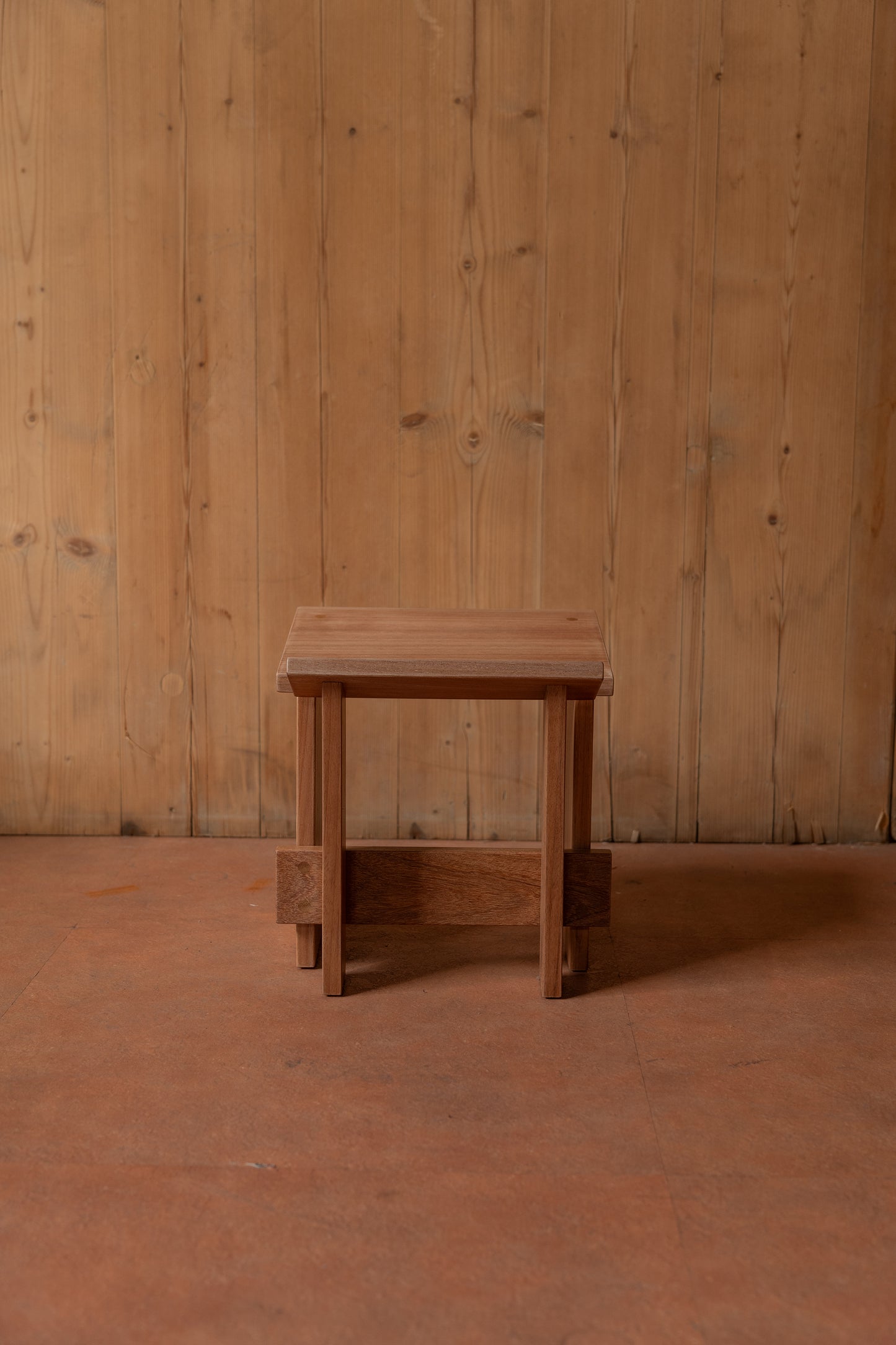 Caipira Stool (C~D)