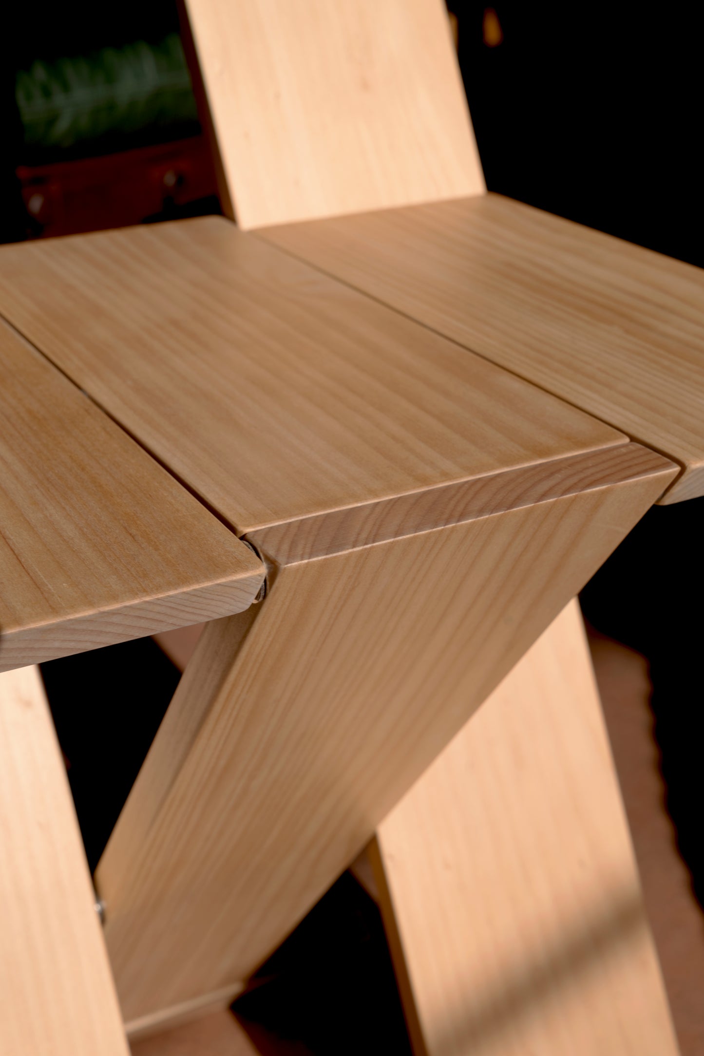 サイン入り・Frei Egídio Chair